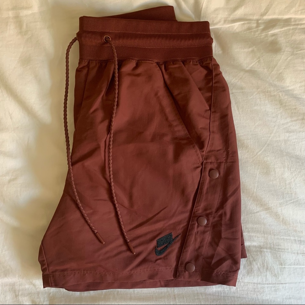 Nike Sportswear NSW shorts